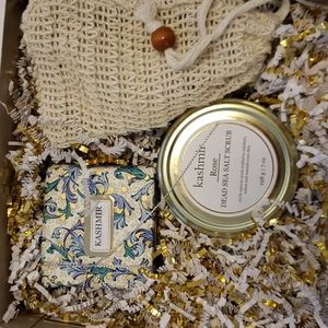 NWOT - Kashmir boxed set